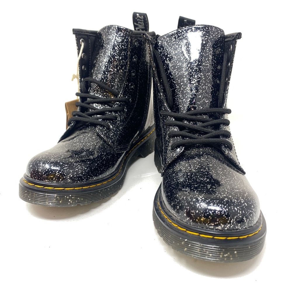 ❤️Dr. Martens NWT Black Combat Boots.  Size 5. - Picture 13 of 15